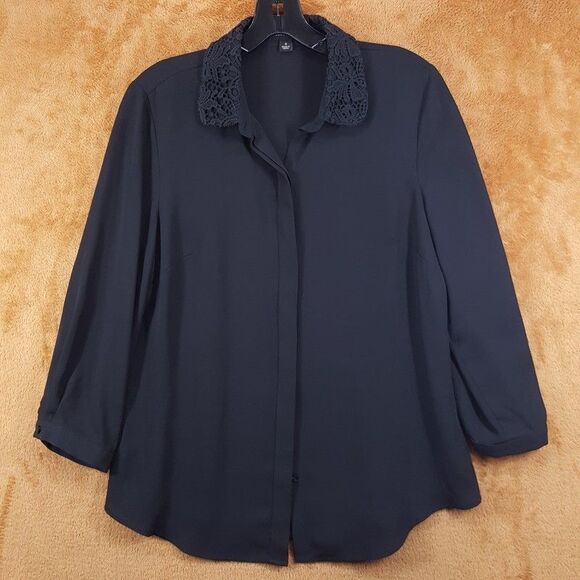 ANN TAYLOR Top Womens Small Black Hidden Button Up Crochet Collar Blouse - Picture 1 of 9
